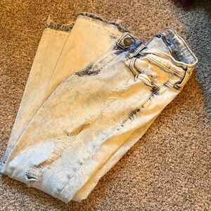 American Eagle Outfitters Light Blue Ripped Skinny Jeans